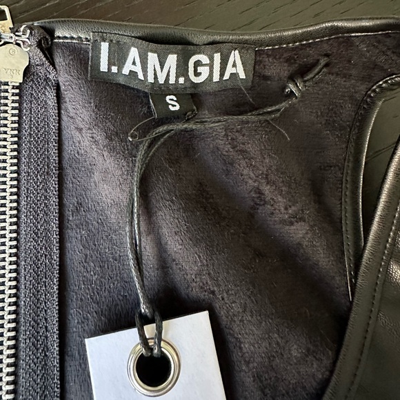 I.Am.Gia Rima Top - Picture 6 of 7